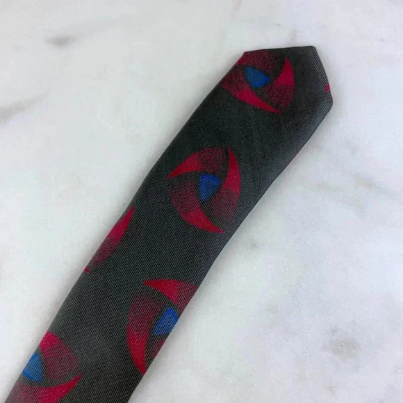 UNGARO PARIS 100% Silk Tessuto Mantero Grey Abstract Design Tie, Made In Italy - Picture 7 of 8